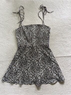 Women’s Leopard Print Tie-Strap Mini Dress by Princess Polly - size 4